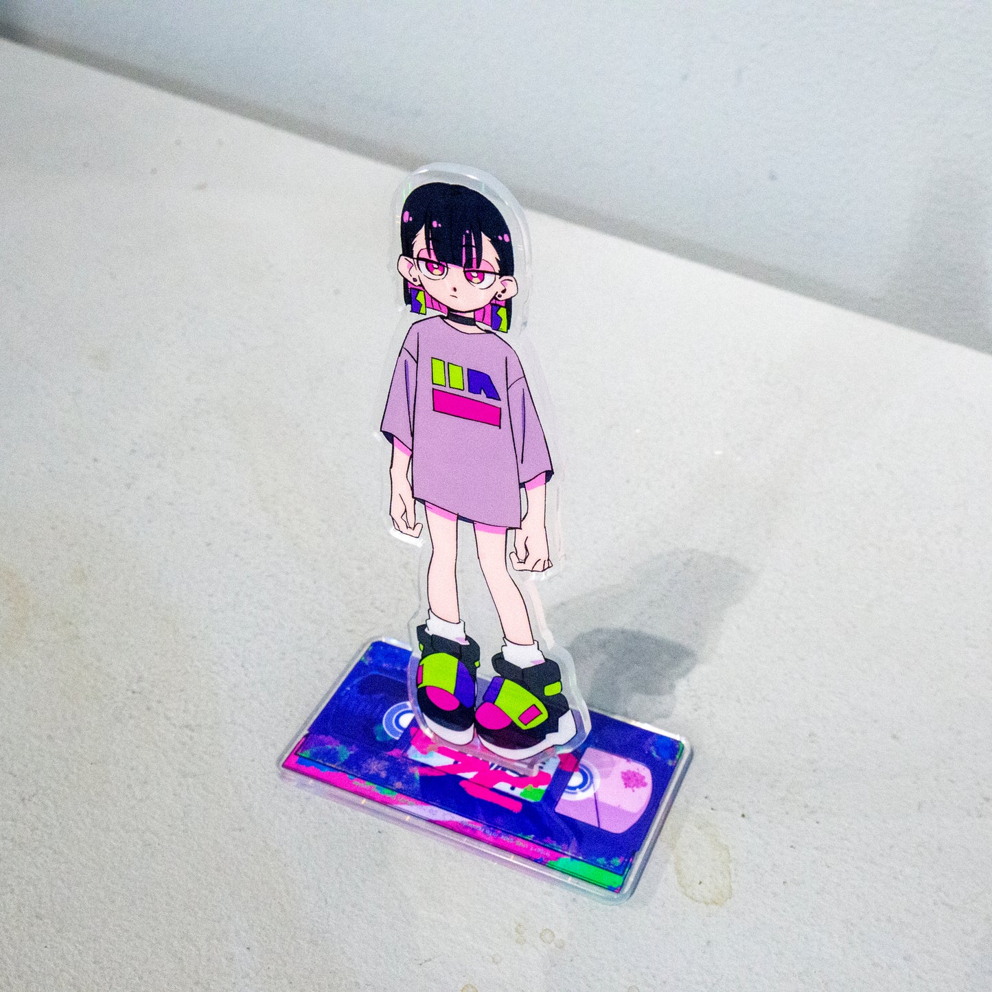 Acrylic stand "Study Me" Nira